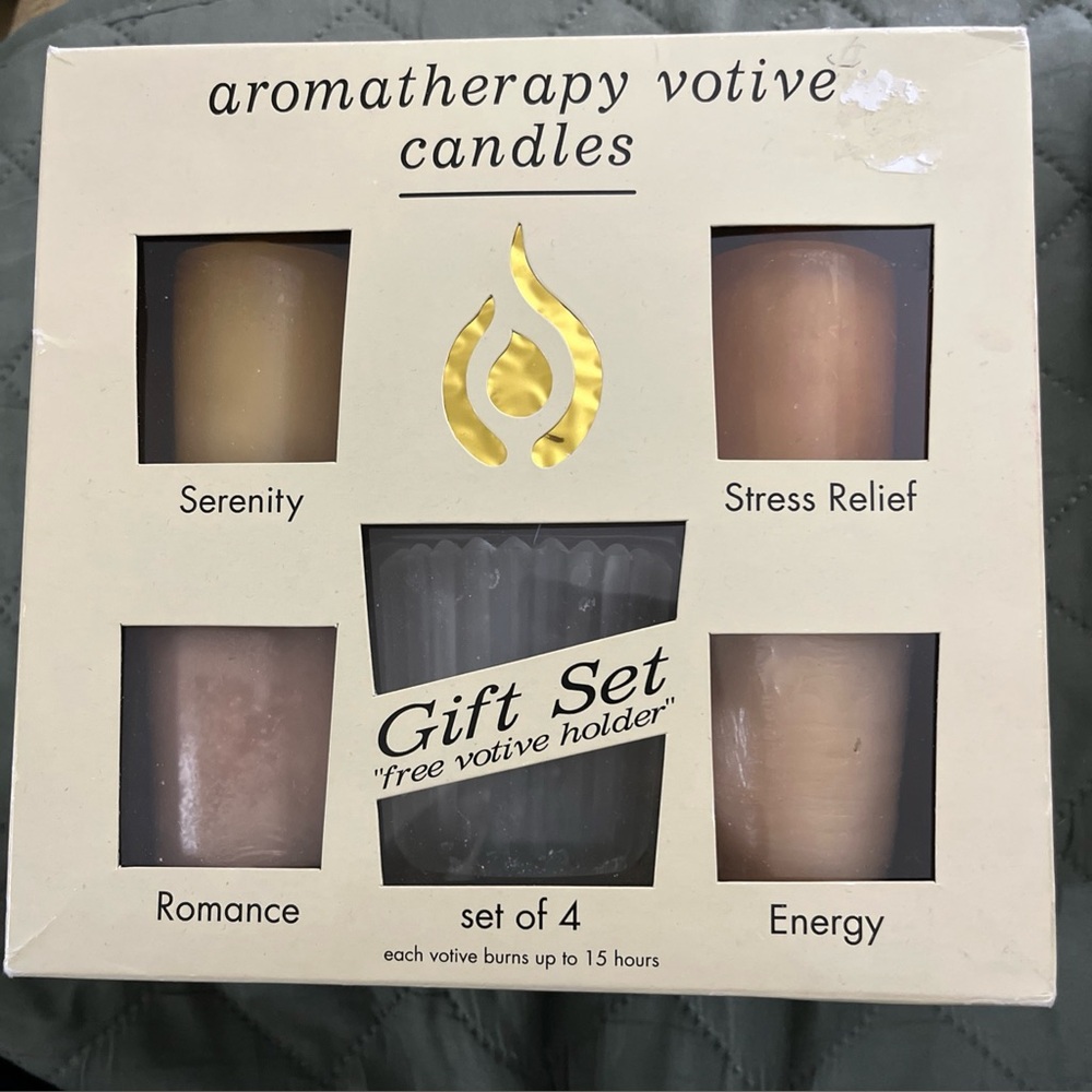 New Twilight Aromatherapy Votive Candle Gift Set - 4 Candles & Votive Holder